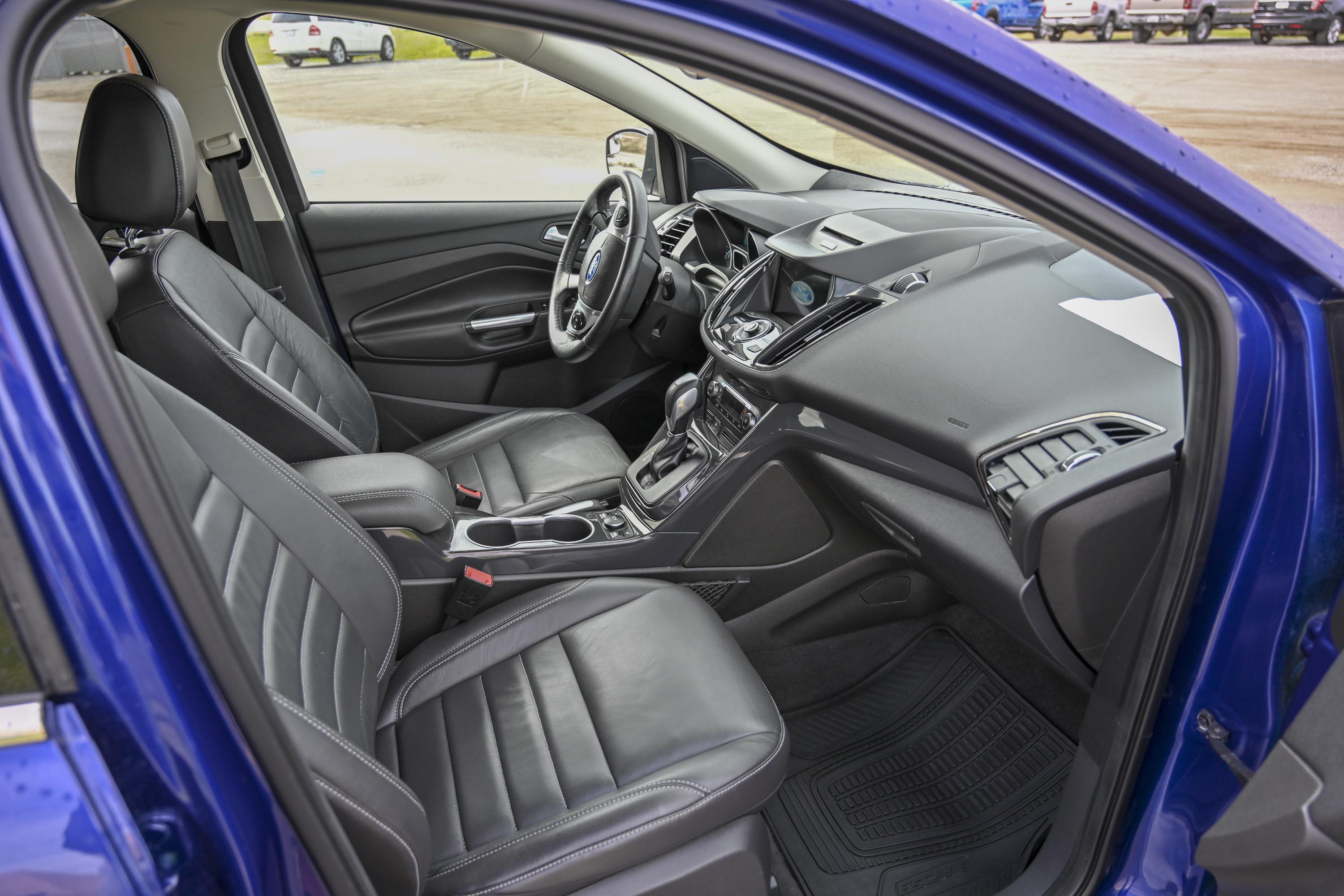 16 Ford Escape 6
