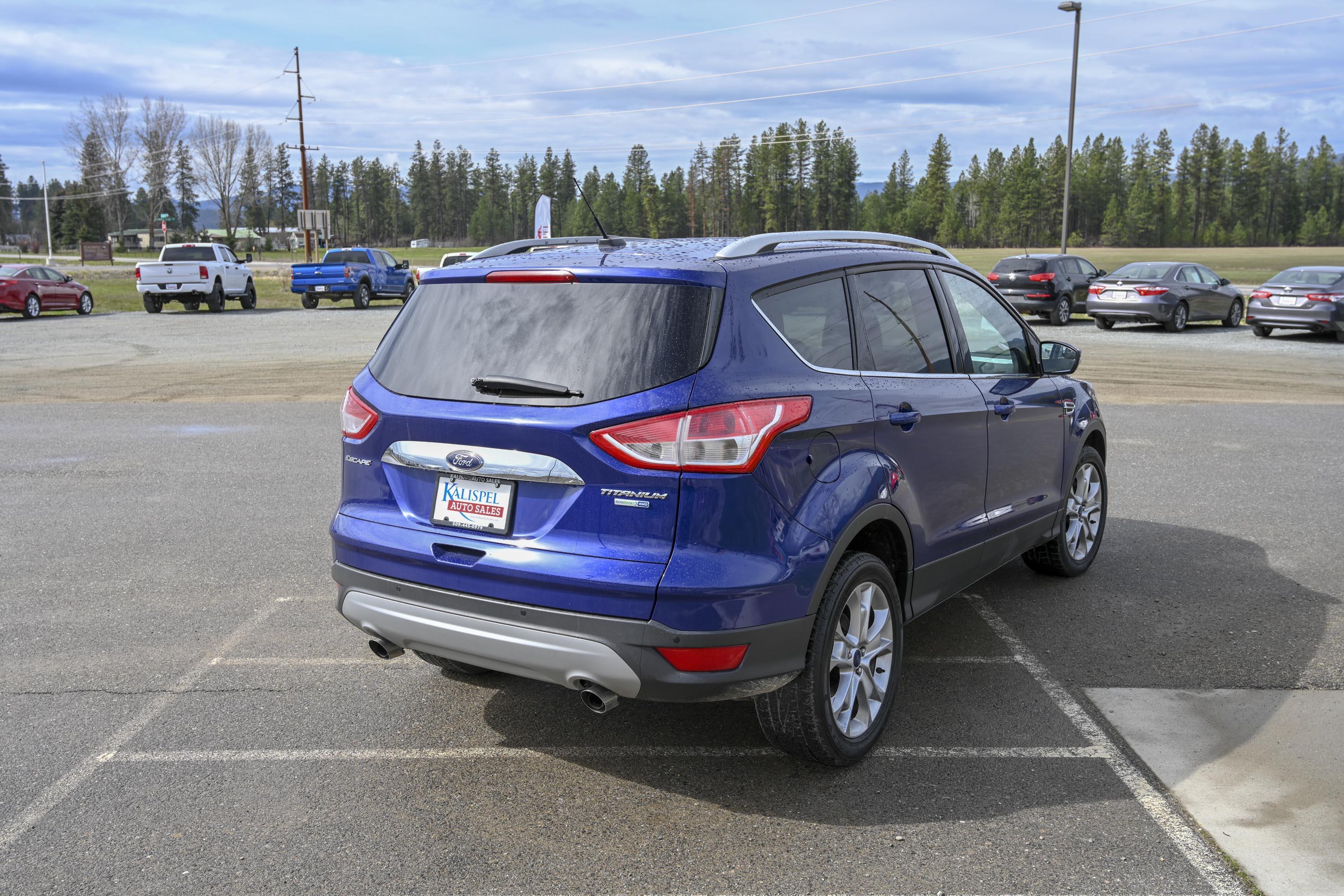 16 Ford Escape 10