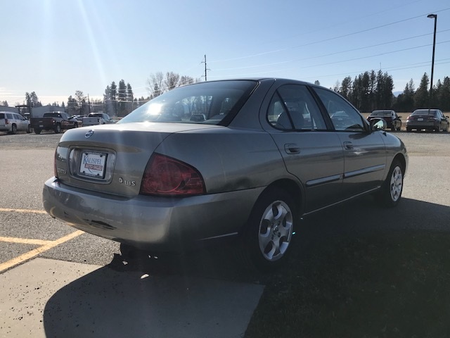 2004 Nissan Sentra 9