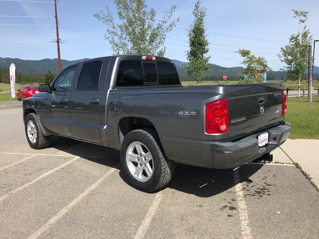 2008 Dodge Dakota 3
