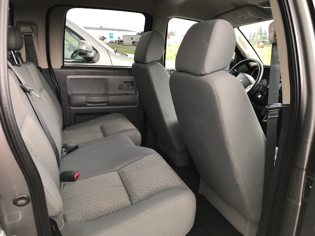 2008 Dodge Dakota 8
