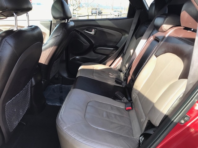 2010 Hyundai Tuscon 10