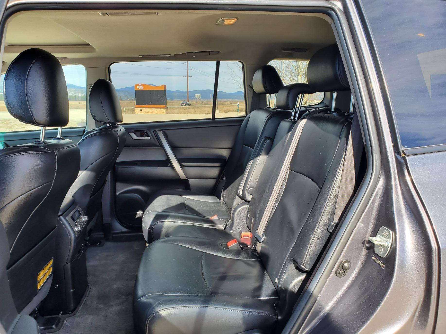 2010 Toyota Highlander 9