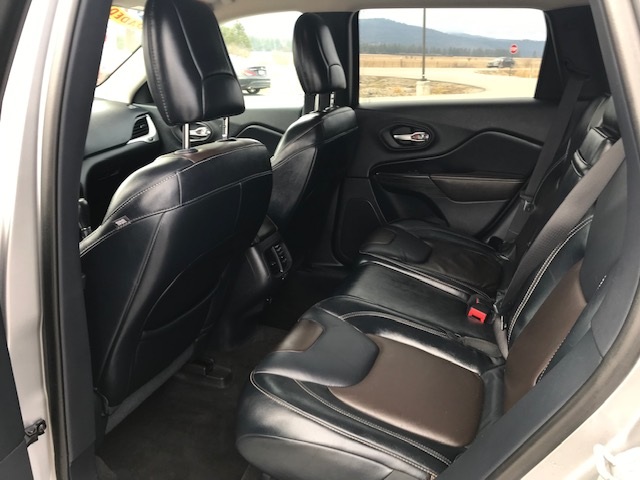 2014 Jeep Cherokee 9