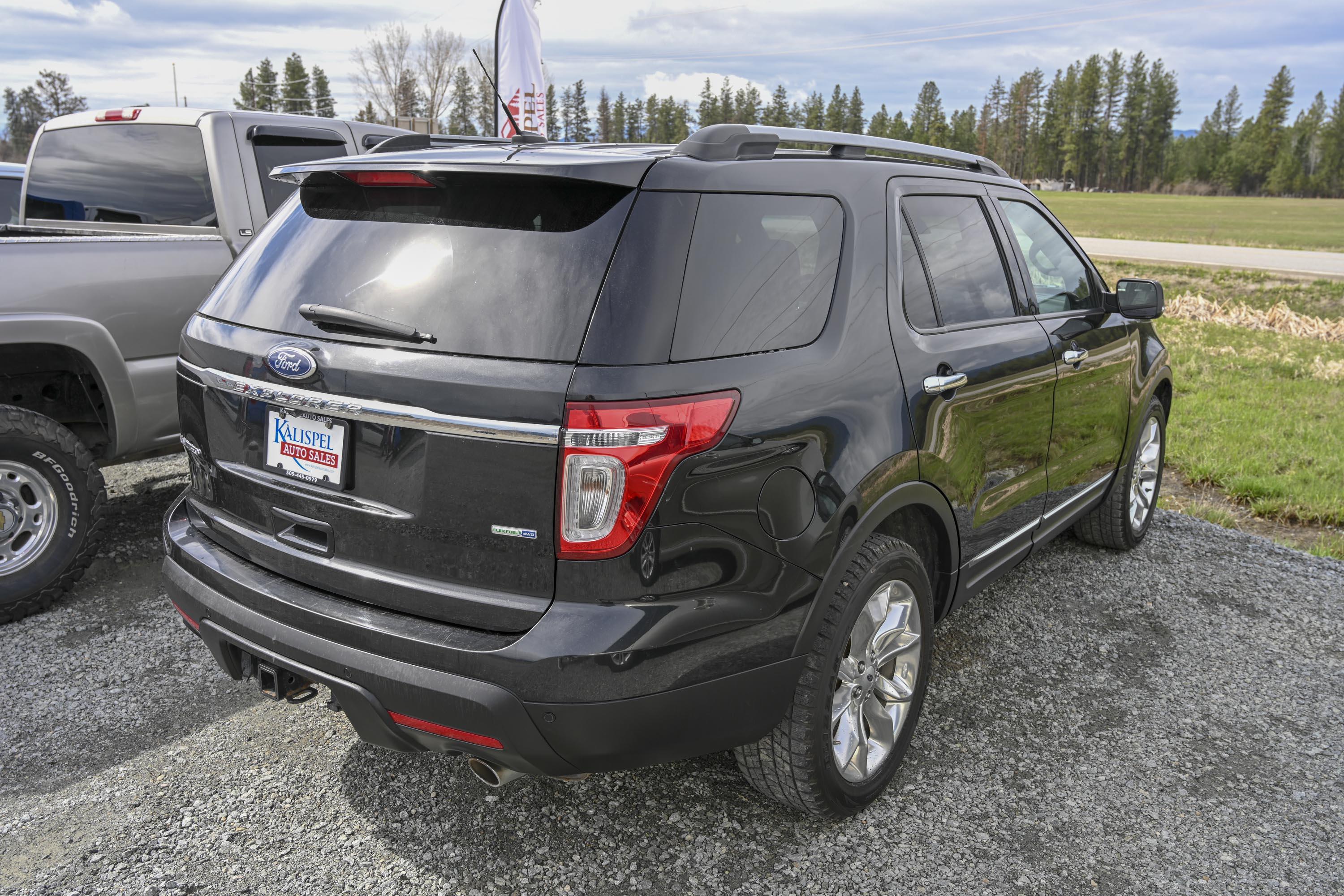 2015 Ford Explorer 10