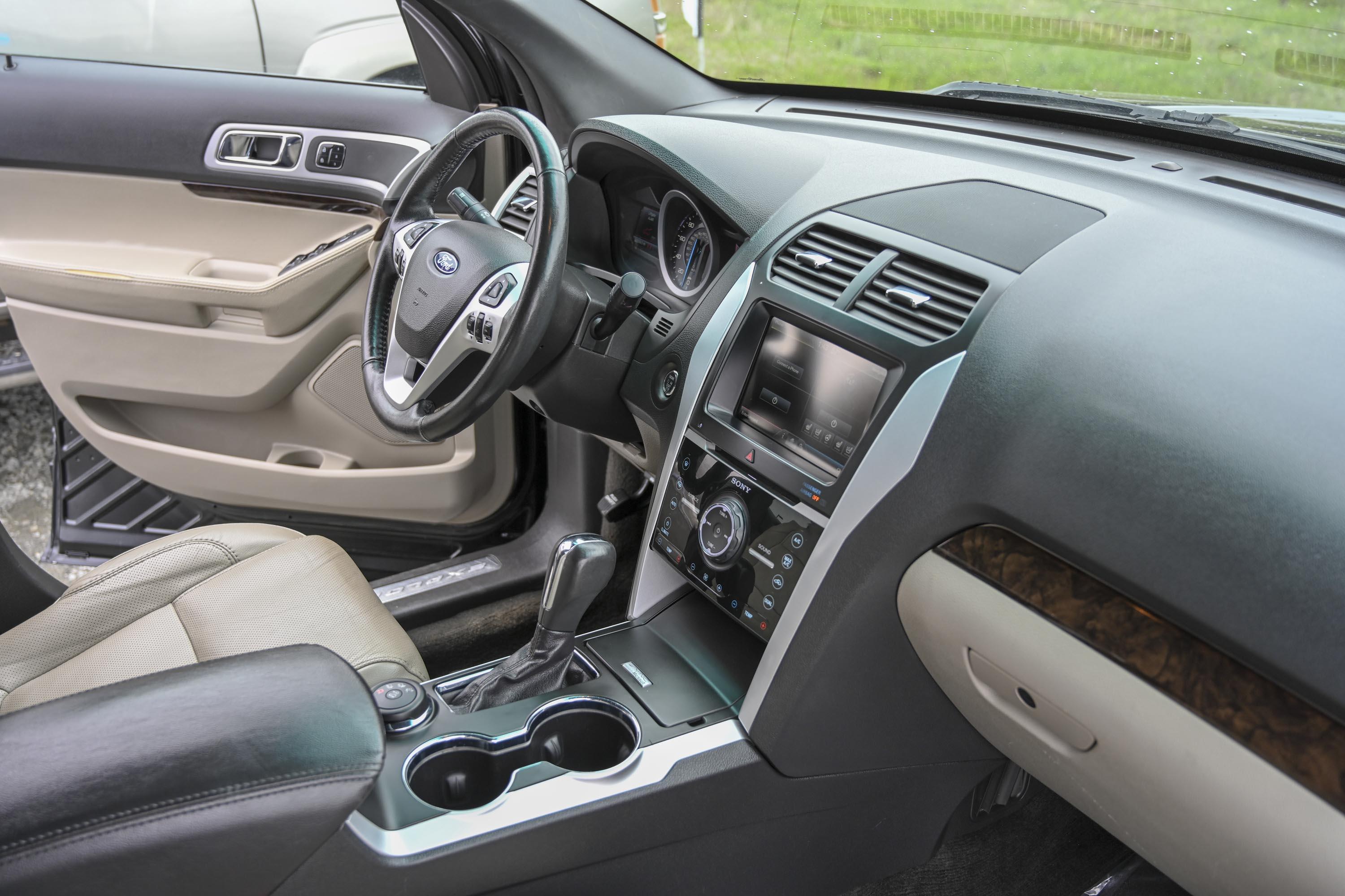 2015 Ford Explorer 5