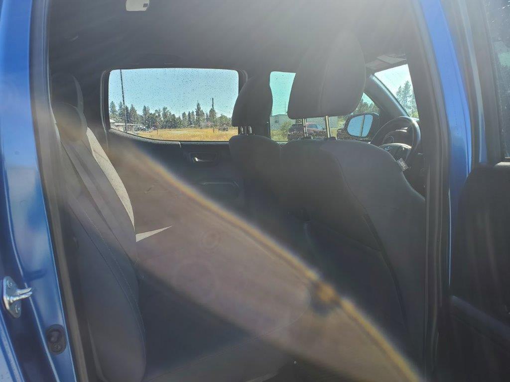 2017 Toyota Tacoma 11