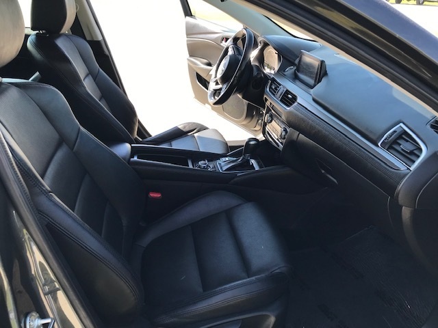 2017Mazda6 3